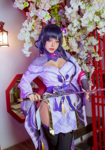 年轻的大乳少妇在线播放_高清高清完整版